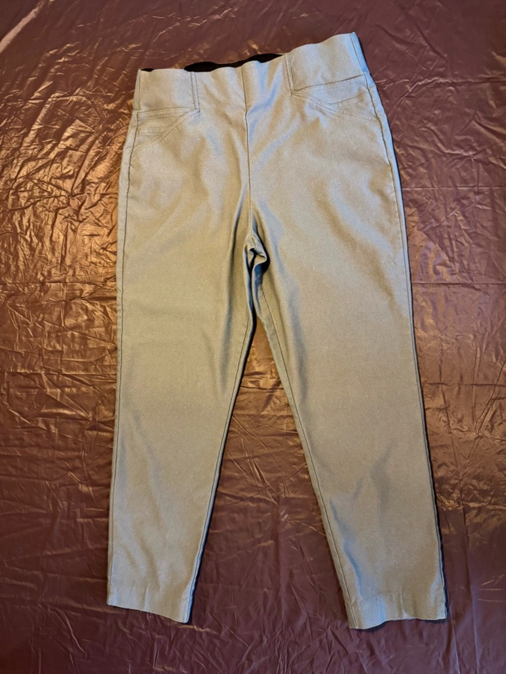 Maurices Ankle Pants. Medium Gray Size L 23” inseam